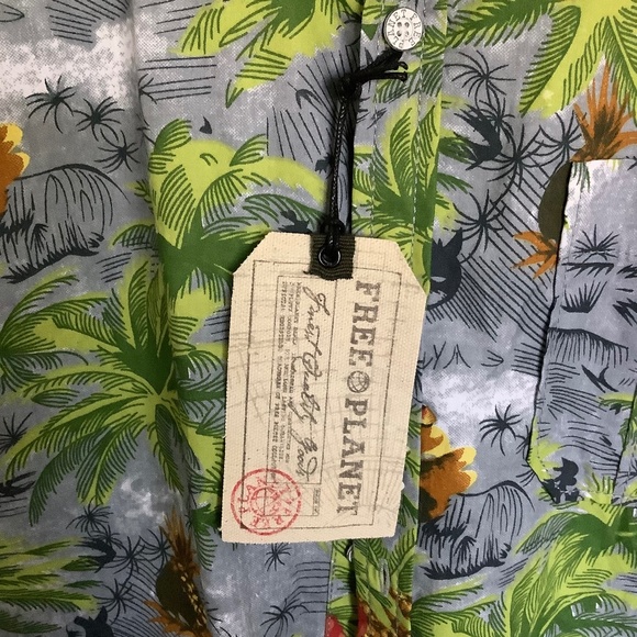 Mens Medium - NWT Free Planet Hawaiian Shirt Short Sleeve Button Down Shirt Grey - Picture 3 of 5